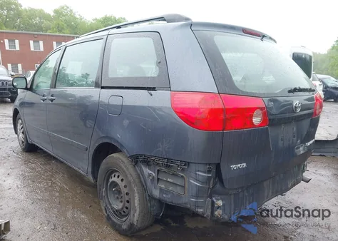 2010 Toyota Sienna Ce из США, поврежденный, VIN 5TDKK4CCXAS299639